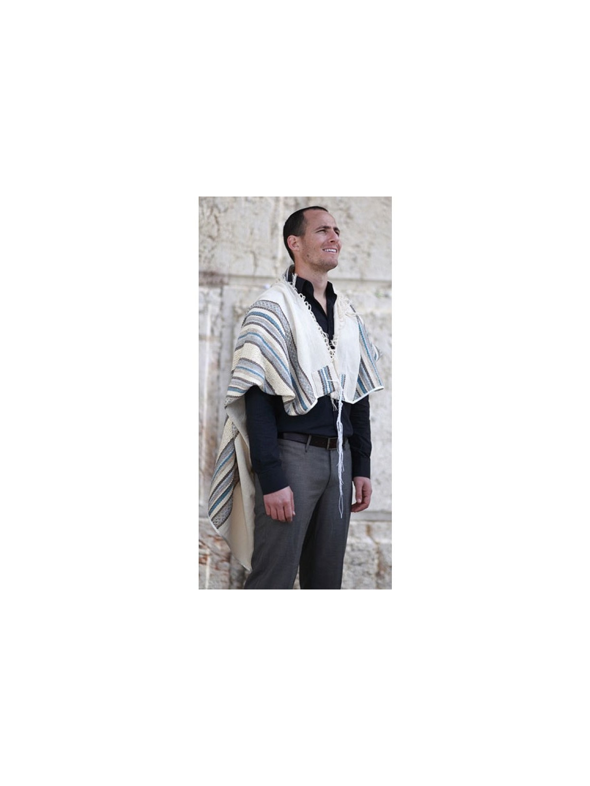 יצירת אריגה בעבודת יד טלית הוד מא... | יצירת אריגה טלית